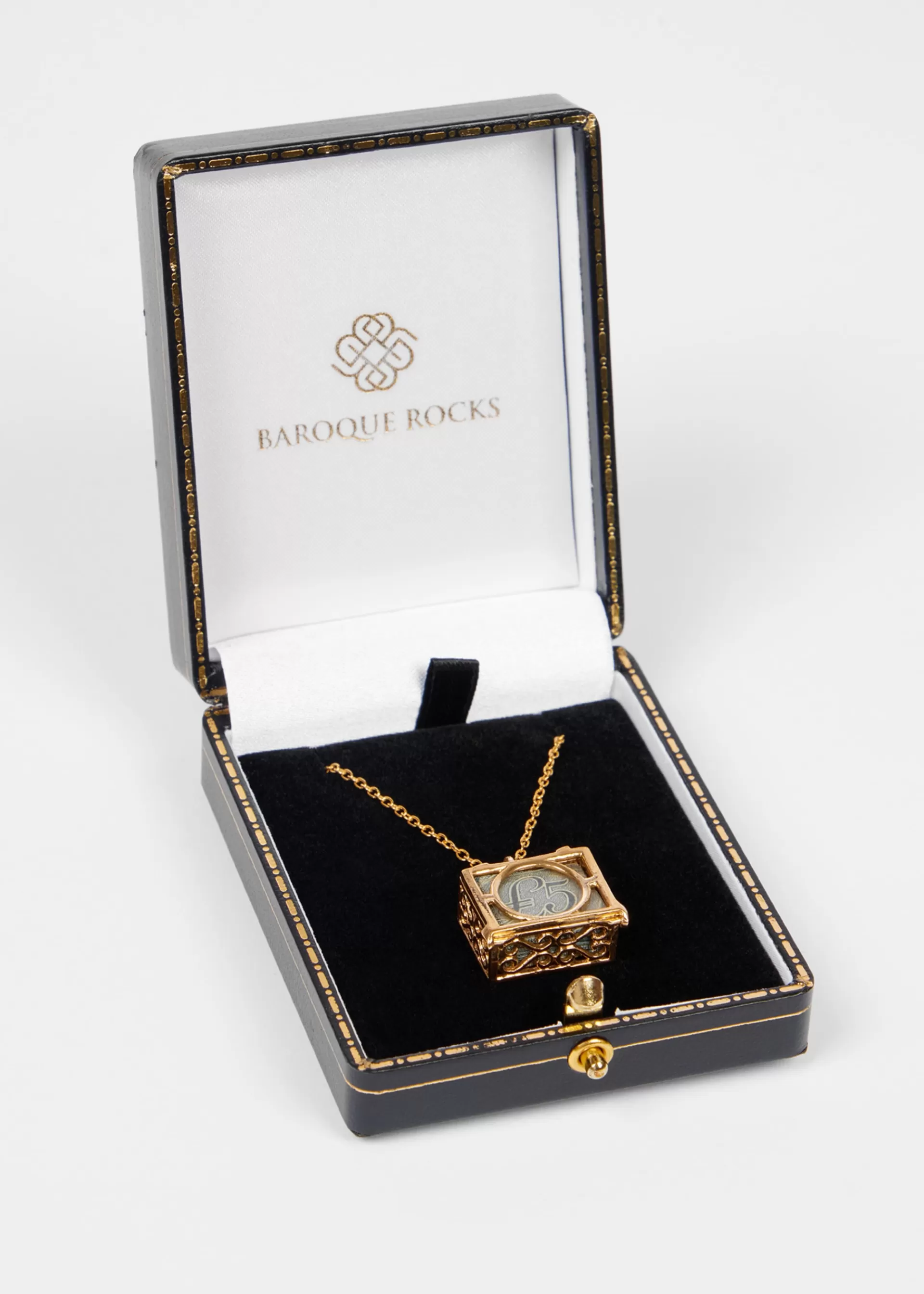Articulated Mad Money Five Pound Note' Necklace by Baroque Rocks>Paul Smith Sale