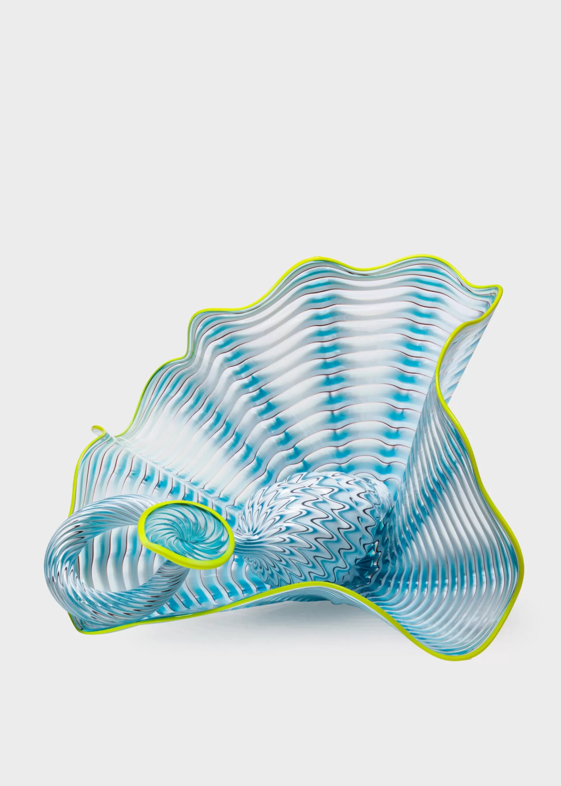 Glacier Blue Persian' Studio Edition, 2023 by Dale Chihuly>Paul Smith Sale