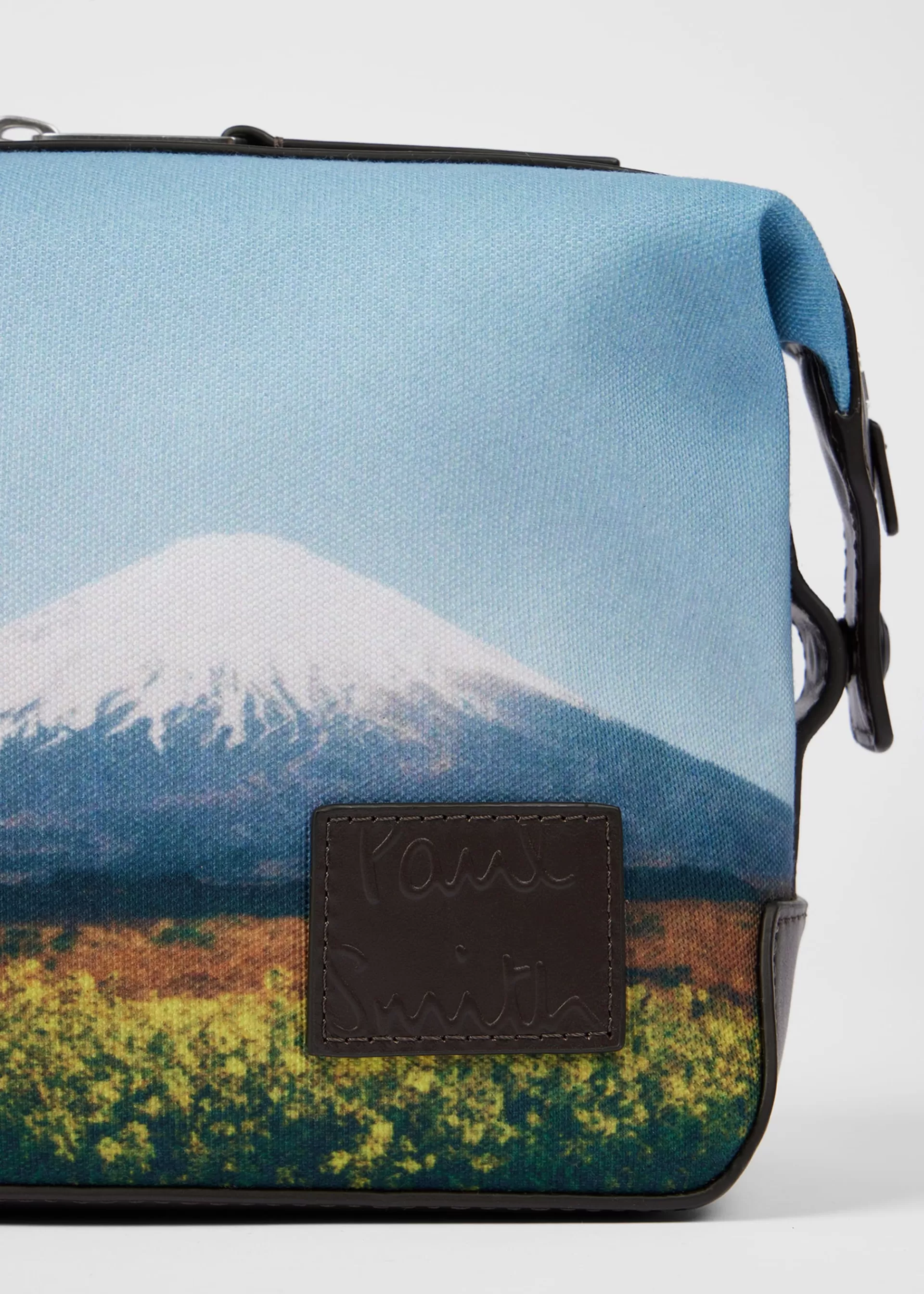 Signature Stripe Balloon Mount Fuji' Print Wash Bag>Paul Smith Clearance