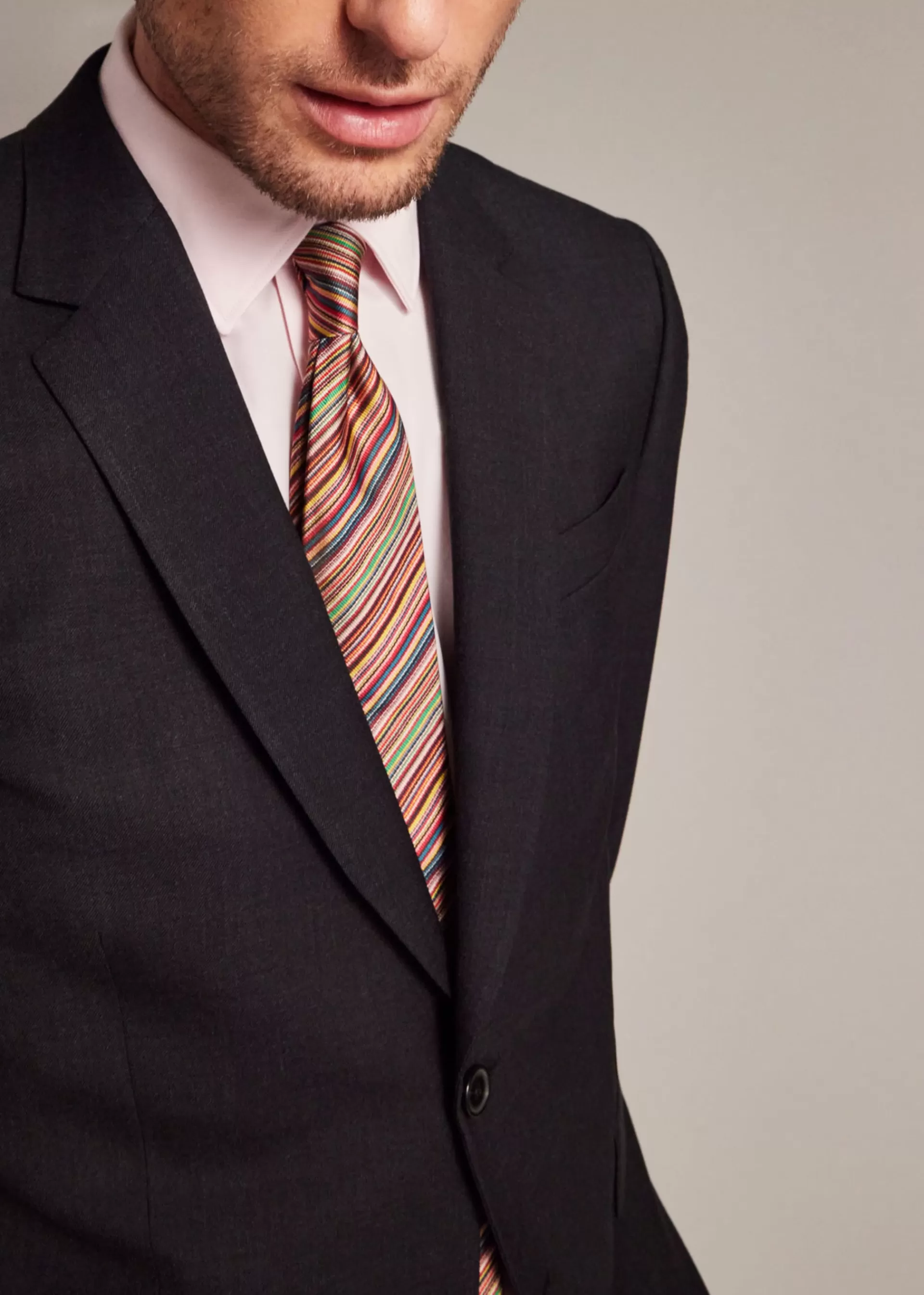 The Soho - Tailored-Fit Charcoal Wool 'A Suit To Travel In'>Paul Smith Store