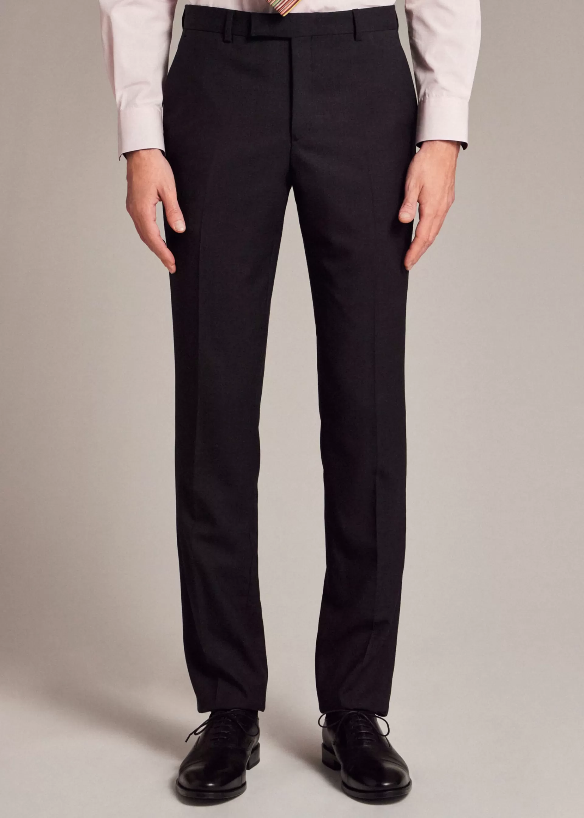 The Soho - Tailored-Fit Charcoal Wool 'A Suit To Travel In'>Paul Smith Store