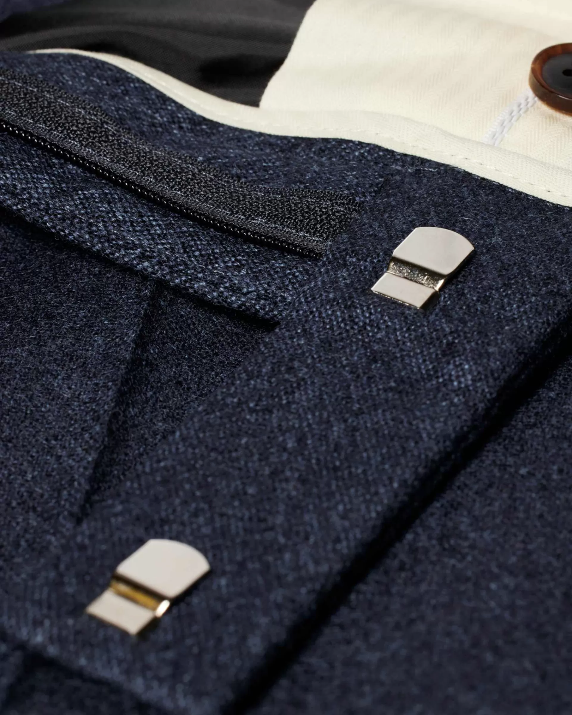 The Soho - Tailored-Fit Capolavoro Tweed Three-Piece Suit>Paul Smith Outlet